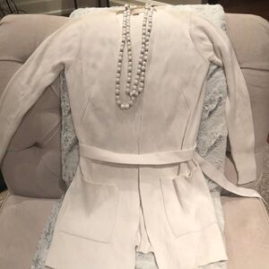 Elegant White Women's Sweater